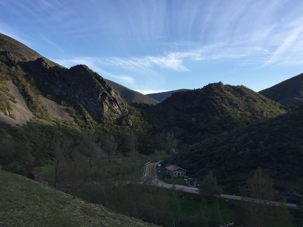 Portilla de la Reina El Invernal De Picos מראה חיצוני תמונה