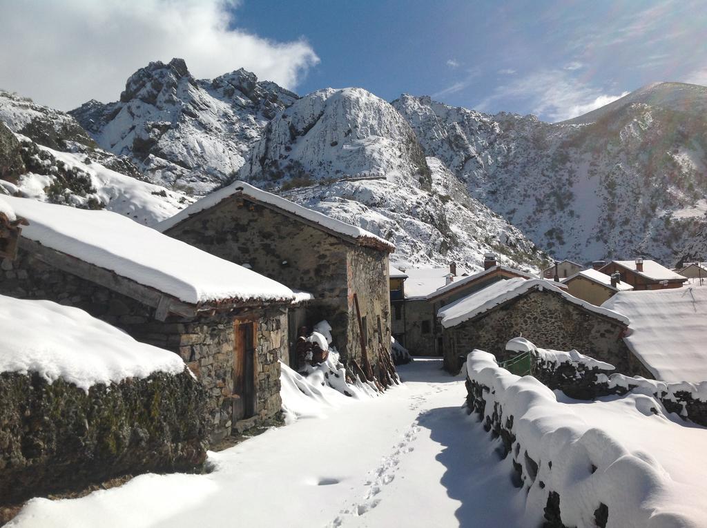 Portilla de la Reina El Invernal De Picos מראה חיצוני תמונה